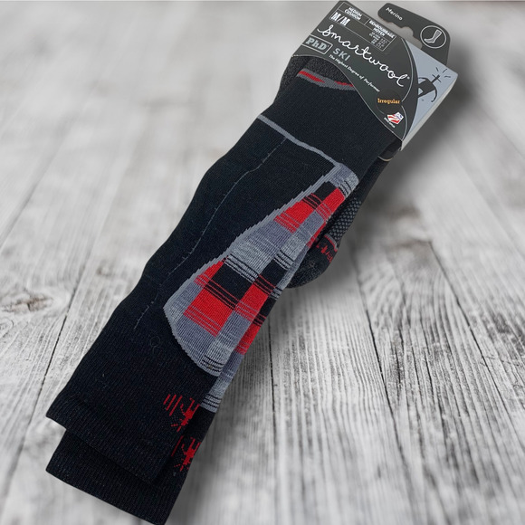 NEW Smartwool PhD Ski Socks Medium Cushion Sz M Over The Calf Red Black Gray NWT - Picture 1 of 6